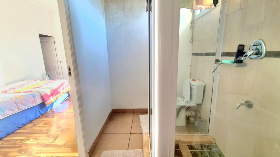 6 Bedroom Property for Sale in Crawford Western Cape